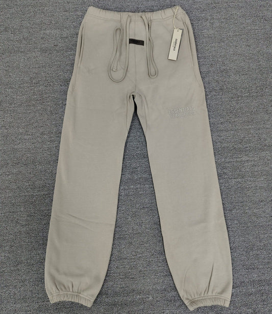 Essentials sweats (seal)